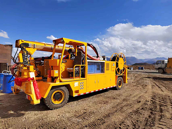 礦用柴油機濕式混凝土噴射車(chē)
